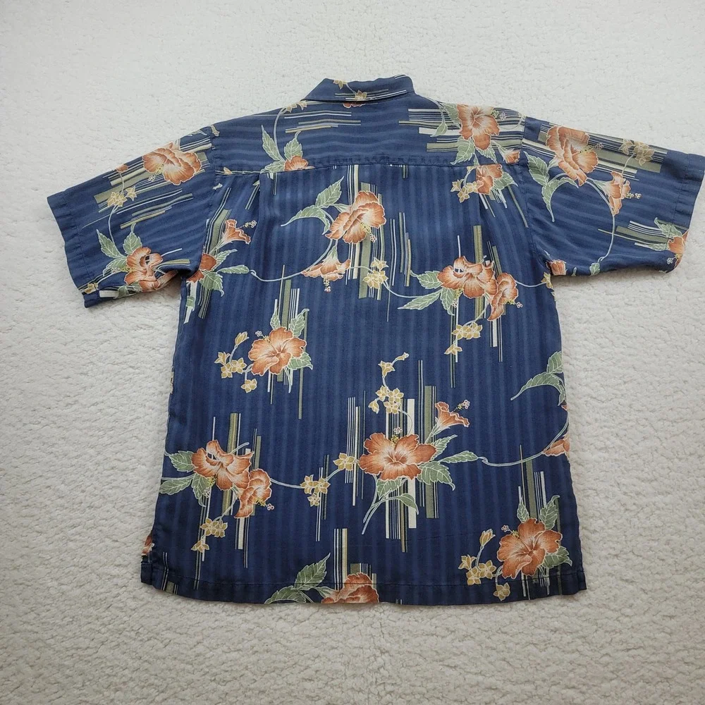 Tommy Bahama Button Up Shirt Mens Small Blue Silk Floral Hibiscus Camp Pocket